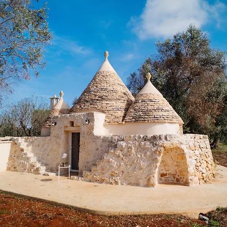 Trullo سان ميكيلي سالنتينو